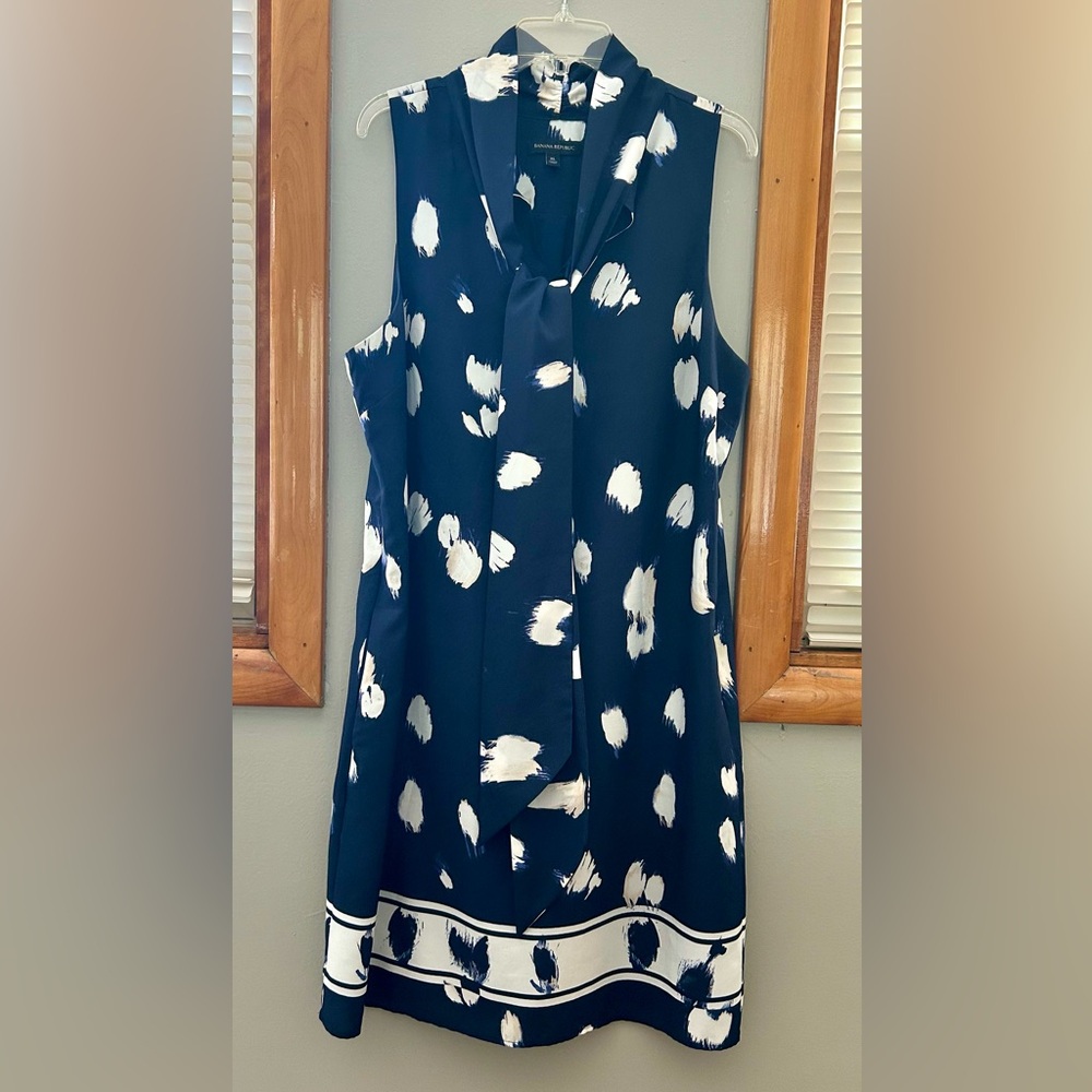 Banana Republic Navy and Cream Abstract Dress